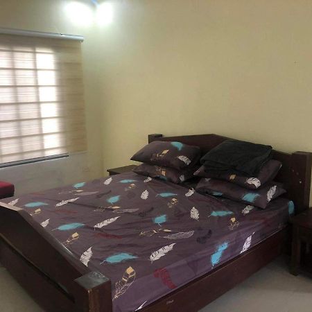 Tagaytay Bnr Guesthouse 4Br With Balcony 12-14 Guest Tagaytay City Exterior foto