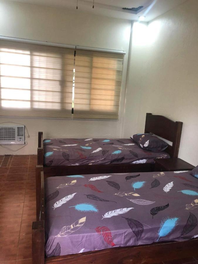 Tagaytay Bnr Guesthouse 4Br With Balcony 12-14 Guest Tagaytay City Exterior foto